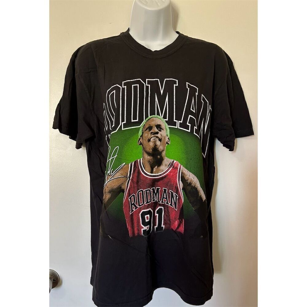 Vintage Dennis Rodman Chicago Bulls T-Shirt Men's M Black Graphic NBA Tee